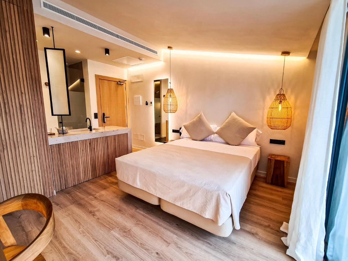 S'Estancia Suites Es Mercadal Exterior photo
